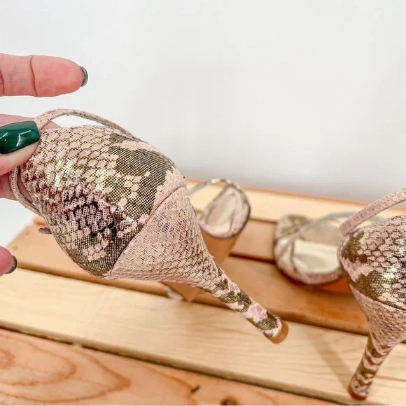 Stuart Weitzman gold snake pattern sandals - Picture 7 of 9